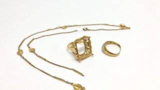 切れたり壊れたアクセサリー、売れないと諦めてませんか？